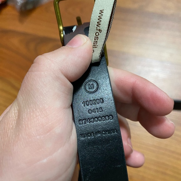 FOSSIL brown leopard print animal cheetah thin belt square gold tone buckle M - Picture 5 of 5